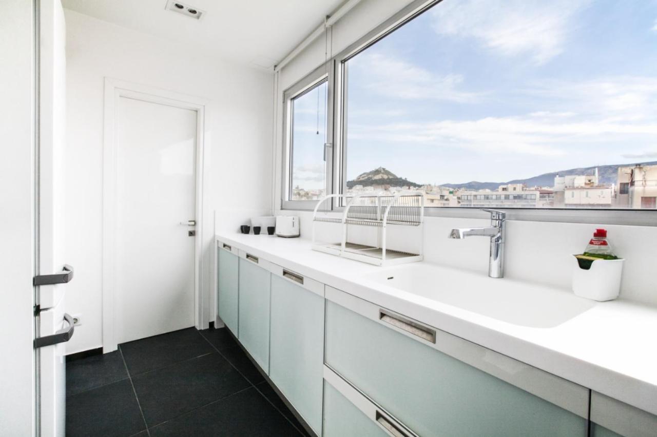 Acropolis Panorama View Penthouse With Private Terraces A Contemporary Parthenon Apartment เอเธนส์ ภายนอก รูปภาพ